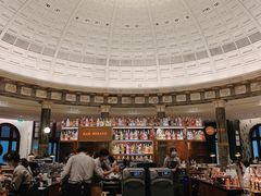 -星巴克臻选(天津恒隆广场旗舰店)