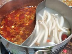 -金滏山烤肉·海鲜·火锅自助餐厅(襄阳万达店)