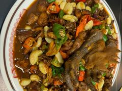 -郑小二山东特色炒鸡店(红小巷店)