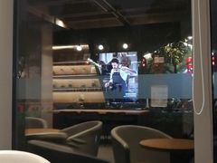 -瑞幸咖啡(杭州绿地中央店)