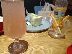 -必胜客(百联又一城店)