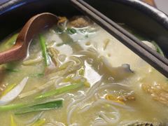 -银米·云南传统过桥米线(双廊黑金冠店)