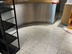 -麦当劳(徐汇漕溪北路百脑汇店)