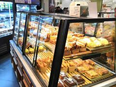 面包甜点陈列柜-多乐之日(和平伊势丹店)