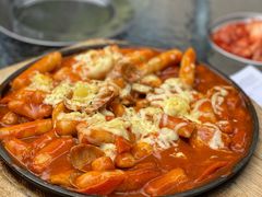 海鲜芝士炒年糕-MI WU FACTORY米屋美食工厂餐厅(绿地店)