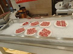 -元一希尔顿酒店·鲜切牛肉火锅禅自助餐厅