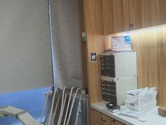 -上海仁爱医院口腔科 · 种植