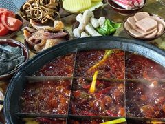 -正南齊北重庆老火锅(光华村直营店)