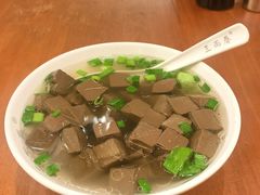 鸭血汤-三两春(崂山路店)