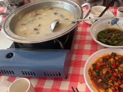 -巴陵全鱼席(湖南老字号汴河街店 )