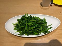 -渝信川菜 · 川味家常菜(财富购物中心店)