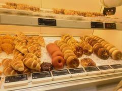 -HOT CRUSH趁热集合·现烤面包(环球港店)