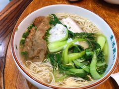 枫镇大肉面-朱鸿兴面馆(绿宝广场店)