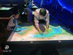 -珠海横琴国家地理探险家中心(创新方)