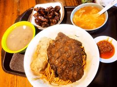 红烧大排-谷沙屋面铺
