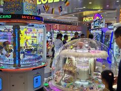 -反斗乐园π·电玩·高空拓展·蹦床(龙华天虹店)
