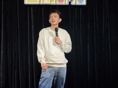 -喜剧部落脱口秀(三里屯工体店)
