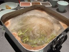 -左庭右院鲜牛肉火锅黑金店(陆家嘴中心店)