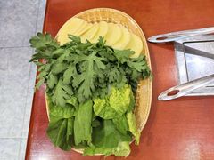 -菌之家·专业纯野生菌火锅·特色炒菌