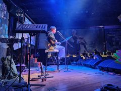 -INLOVE Live House