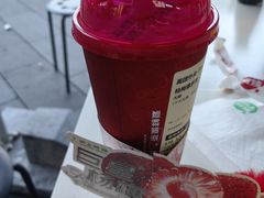 -沪上阿姨·精选茶饮(龙湖滨江天街店)