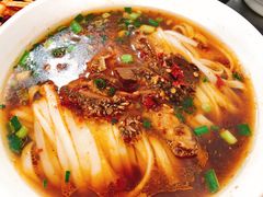 -矮子粉店1985·长沙米粉(湘春路店)