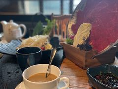 -湊湊火锅·茶憩(南京东路悦荟店)