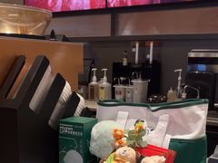 -星巴克(镇江丹阳金鹰天地店)
