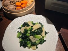 -许爷家·生态湖鲜(徐汇日月光店)