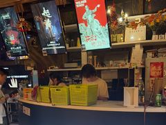 -暴风岛沉浸式体验馆(百联世纪店)