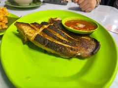 -明记烧鱼美味店