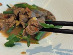 罗勒炒牛柳-食百绚全日制餐厅(成都棕榈泉费尔蒙酒店)