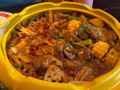 -多嘴超级肉蟹煲(杉杉国潮主题店)