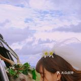 几束小雏菊就能拍出🌻日系电影感婚纱照