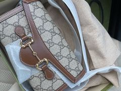 -Gucci(重庆IFS店)