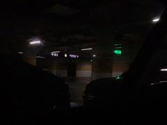 -经纬汇-停车场