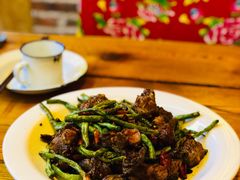 -闯关东东北农家菜(崂山石老人店)