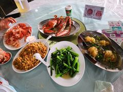 -红月湾海鲜饭店•沙滩海景(双月湾店)