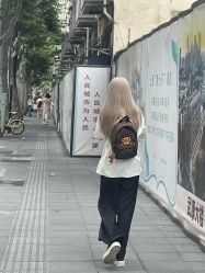 -意廊 Hair Salon