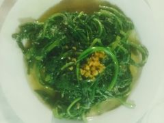 蒜泥空心菜-越海渔村