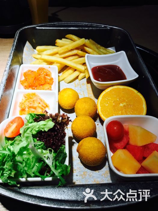 詹姆仕皇冠猴芝士排骨主题餐厅(悦荟广场店)-图片-上海美食-大众点评