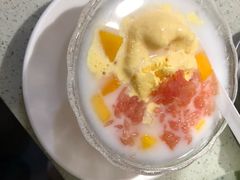 雪糕杨枝甘露-芬芳甜品(同福路店)