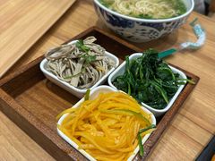 -西部马华清真兰州牛肉面·烧烤夜市(关东店)