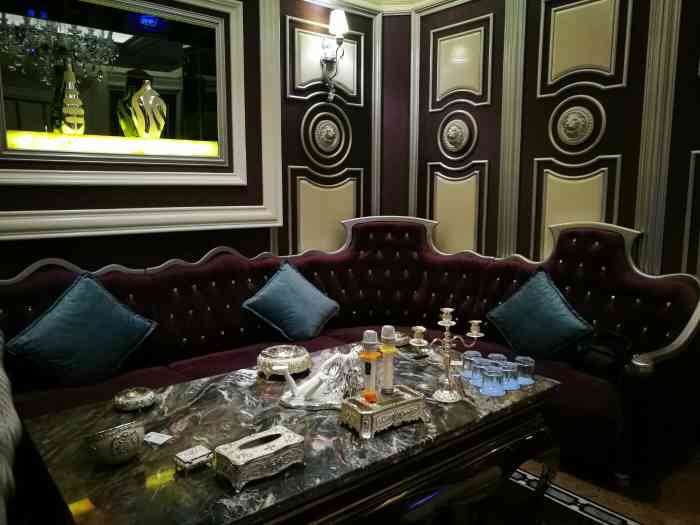 环球国际娱乐会所-"托室友的福来免费k歌啦～来之前看图片就感.