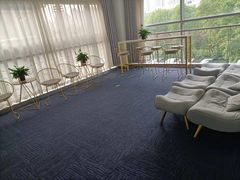 -河北盛世之星奔驰4S店(赵佗公园店)