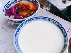 香滑凤凰奶-周大娘牛乳(旧寨古村总店)