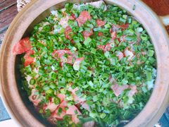 腊肠煲仔饭-大匠工房古船木艺术餐厅·猪肚鸡专门店(长白仙岛店)
