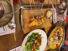 -神府路壹号·海鲜烧烤·砂锅粥·锅物(三坊七巷店)