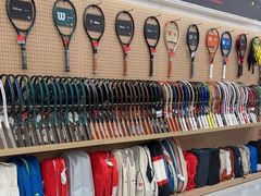 -Wilson威尔胜(漕溪北路店)