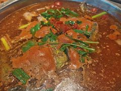 黄腊丁-野山舂·贵州现舂酸汤火锅(鸿通城店)